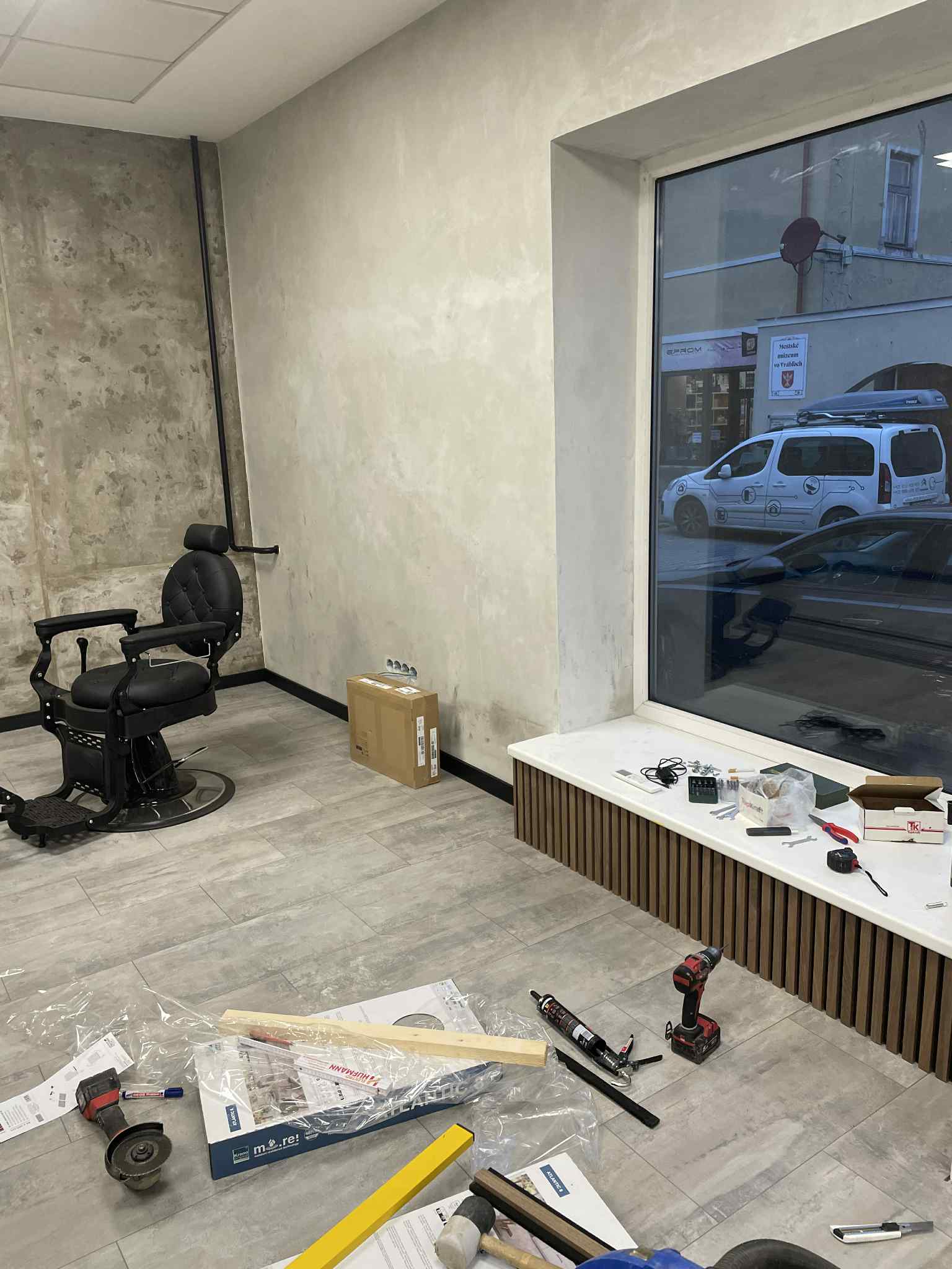 Ukážka interiéru barber shopu